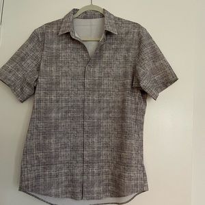 Lululemon Airing Easy Short-Sleeve Shirt | Men Size Medium